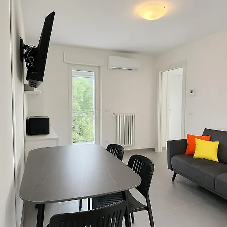 Fancy Penthouse With Hot Tub Appartement