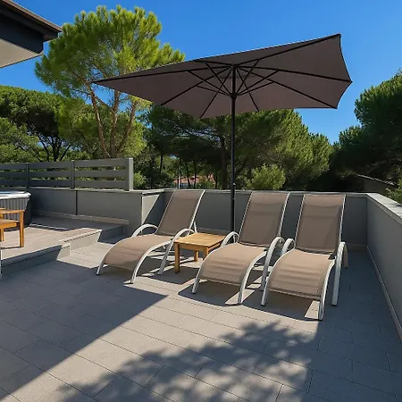 Fancy Penthouse With Hot Tub Апартаменты